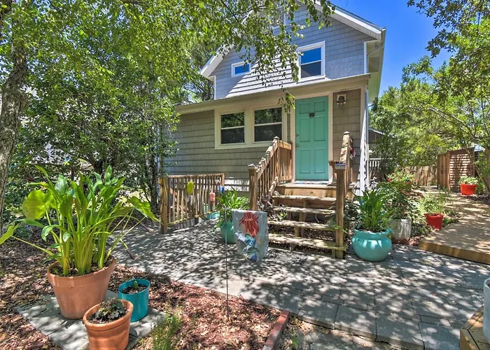 Classic Chesapeake Beachside Cottage W/ Porch!