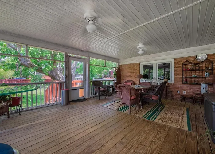 Luxury Home 5 Bedroom 3 Ba Near Beaches And Venues